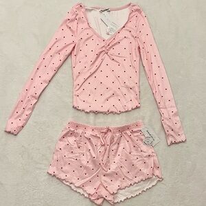 Women’s Heart Print Pajama Set Long Sleeve Top & Shorts Size S NWT